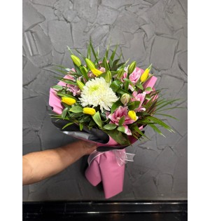 Pembe Lilyum & Sarı Lale Buketi